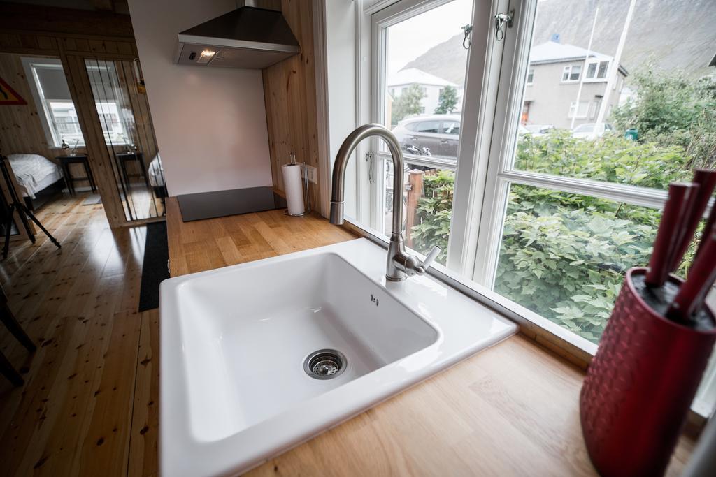 Tangs Apartment Ísafjörður Екстериор снимка